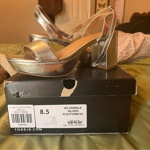 Torrid silver platforms